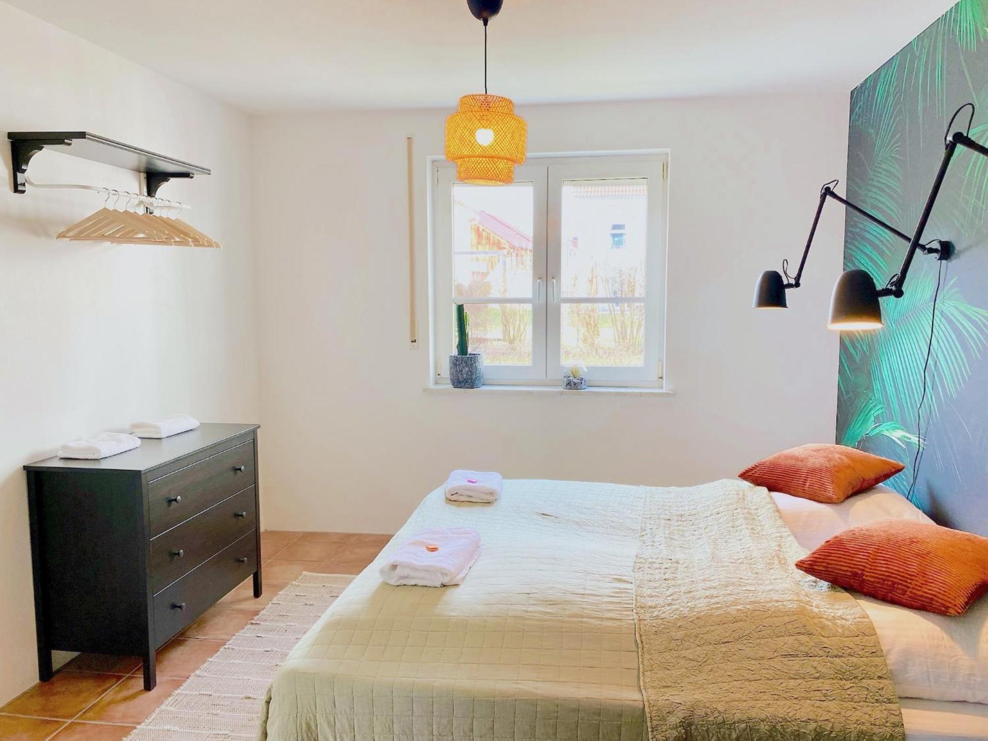 Snug Stays I 3 Zimmer Design Apartment Am See Mit Garten I Home Office I Highspeed Wifi Weßling Kültér fotó